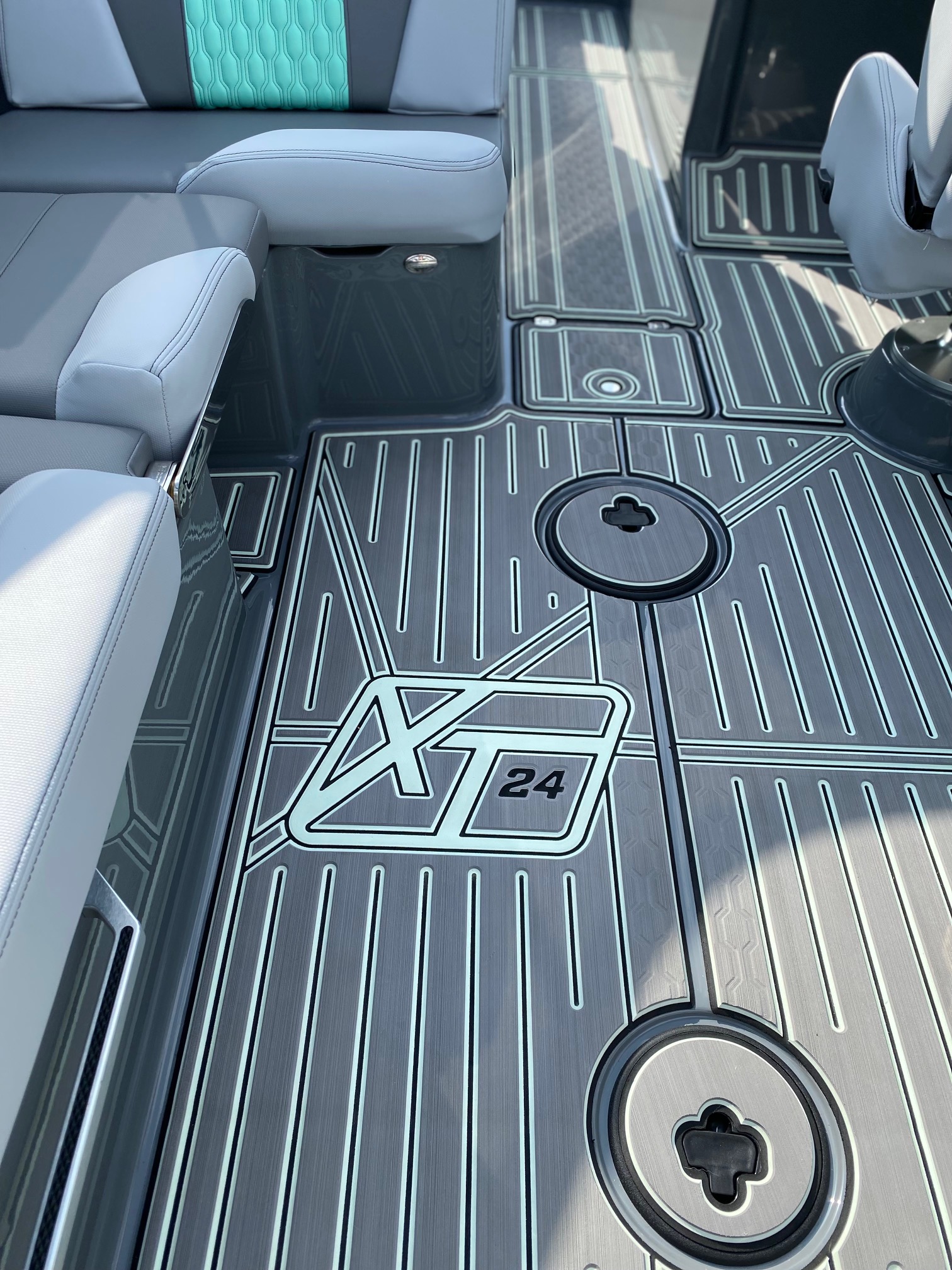 2022 MasterCraft XT24 – Loaded & Immaculate! Icon